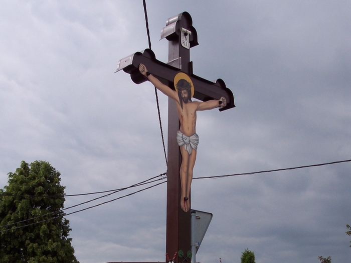 Obnova kříže Karlovice